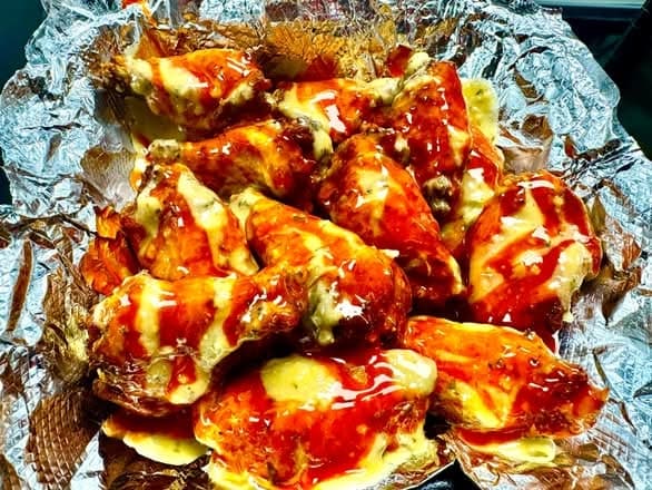 12 Chicken Wings